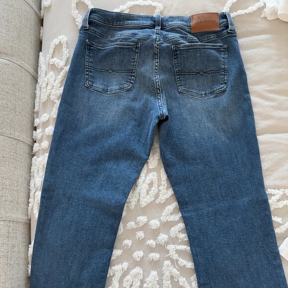 Lucky Brand Sweet Mid-Rise Straight - Picture 3 of 5